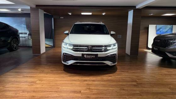VOLKSWAGEN TIGUAN 2.0 300 TSI GASOLINA ALLSPACE R-LINE AUTOMÁTICO VOLKSWAGEN TIGUAN 2.0 300 TSI GASOLINA ALLSPACE R-LINE AUTOMÁTICO